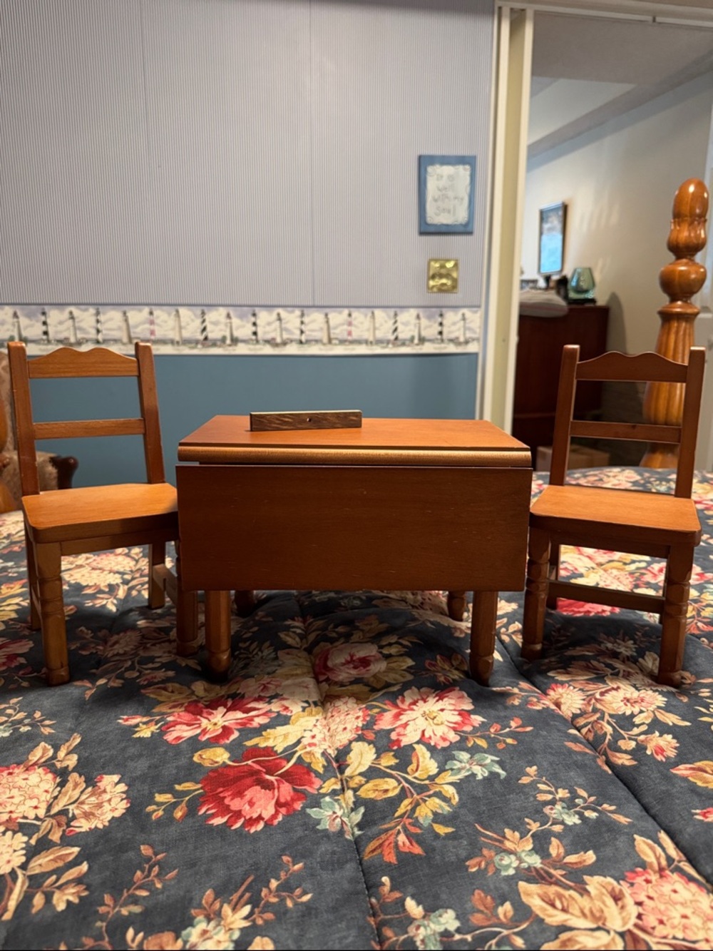 Pleasant Company American Girl Doll drop leaf table + 2 chairs *read listing*